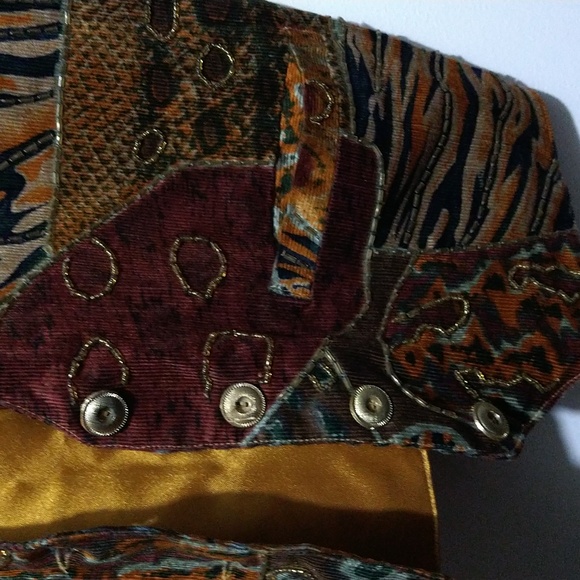 Vest - Picture 4 of 4